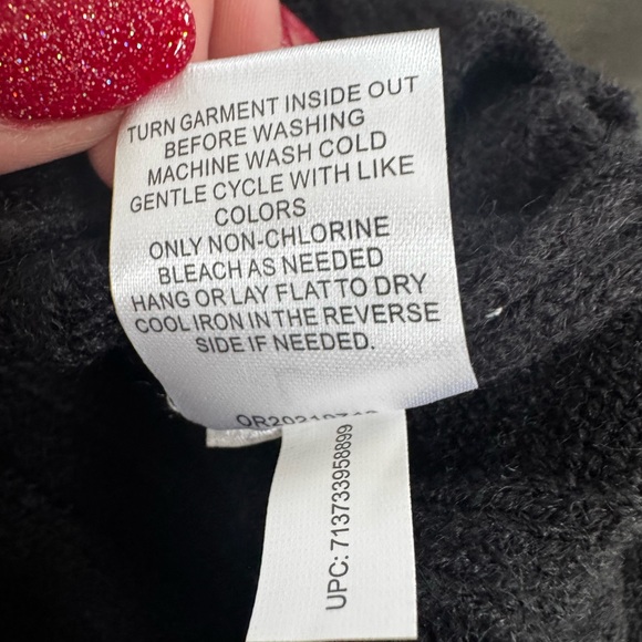 Ophelia Roe Elegant Black Ribbed Dress - Picture 5 of 5